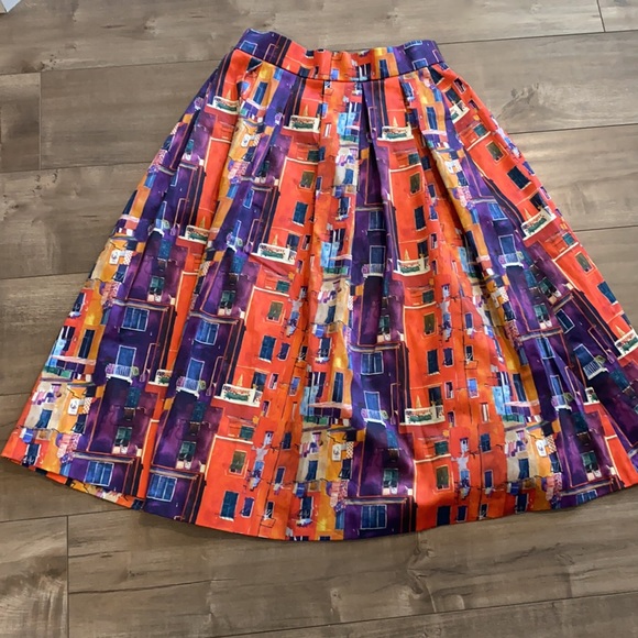 Like New Tristan Apartment skirt with pockets ! - Picture 3 of 5